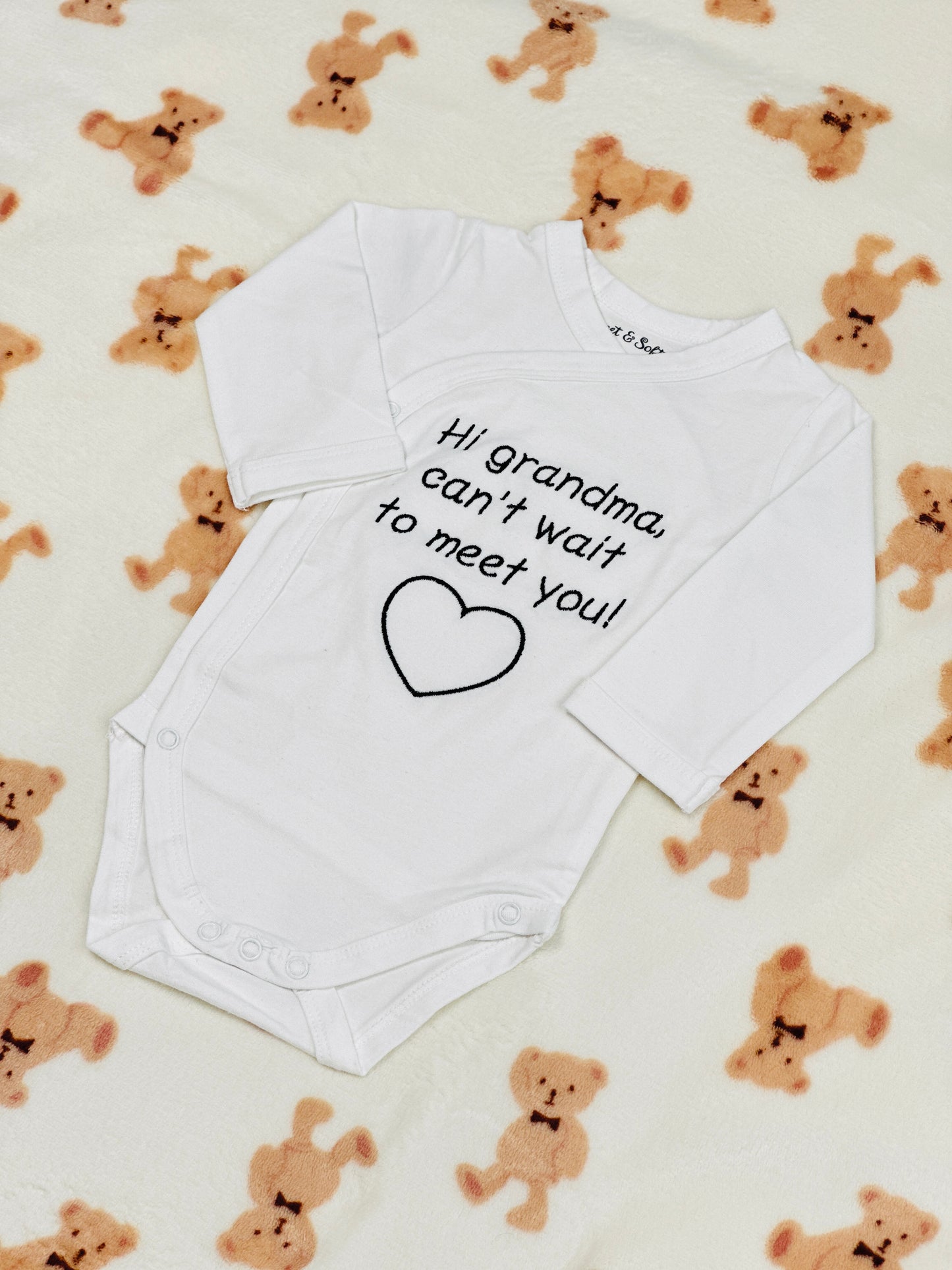 Romper | Hi grandma, can’t wait to meet you!