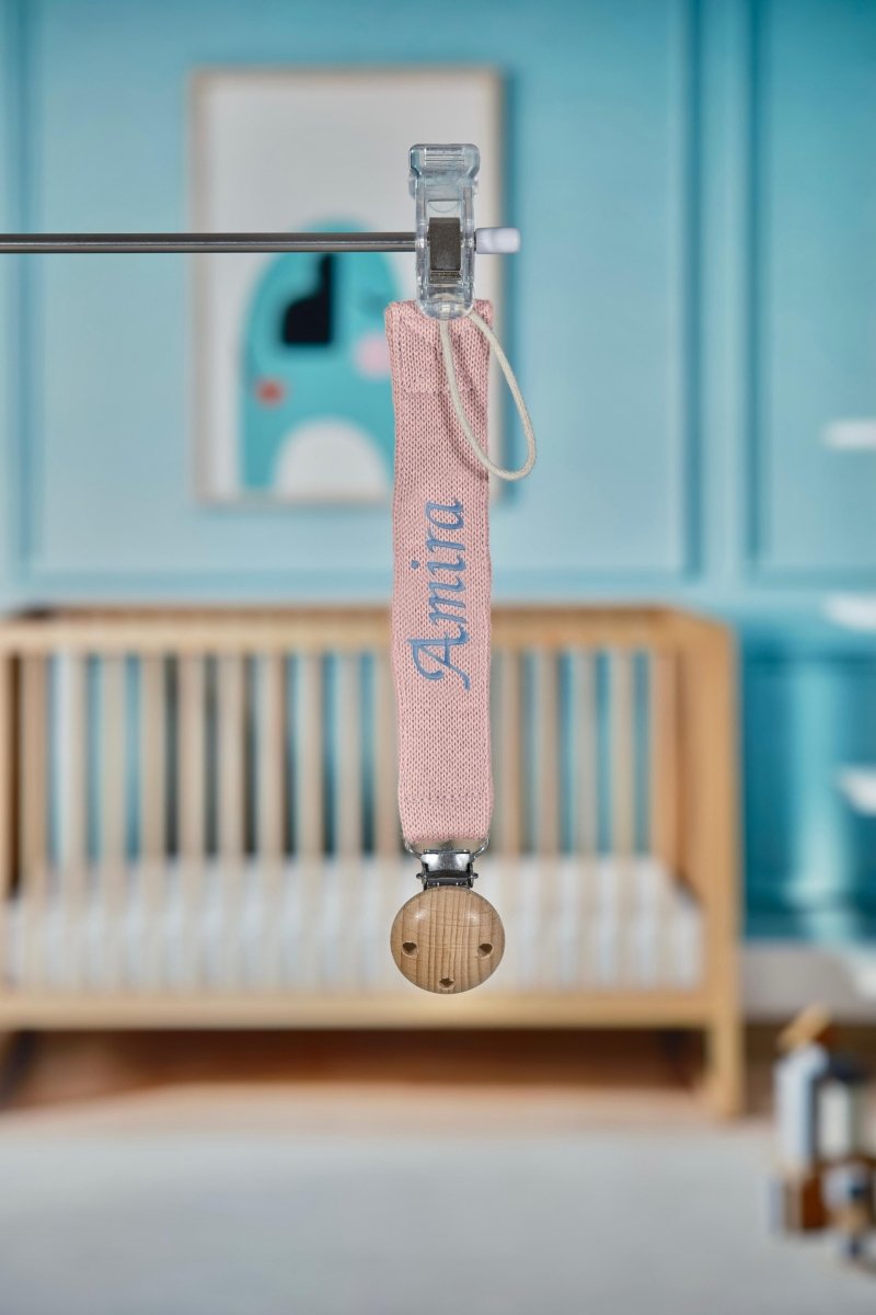 Speenkoord met naam | Knitted roze