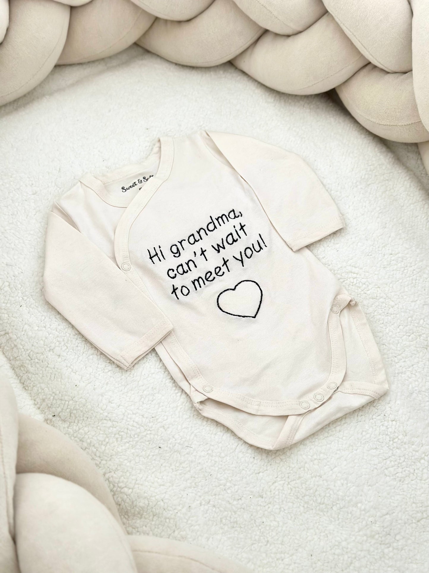 Romper | Hi grandma, can’t wait to meet you!