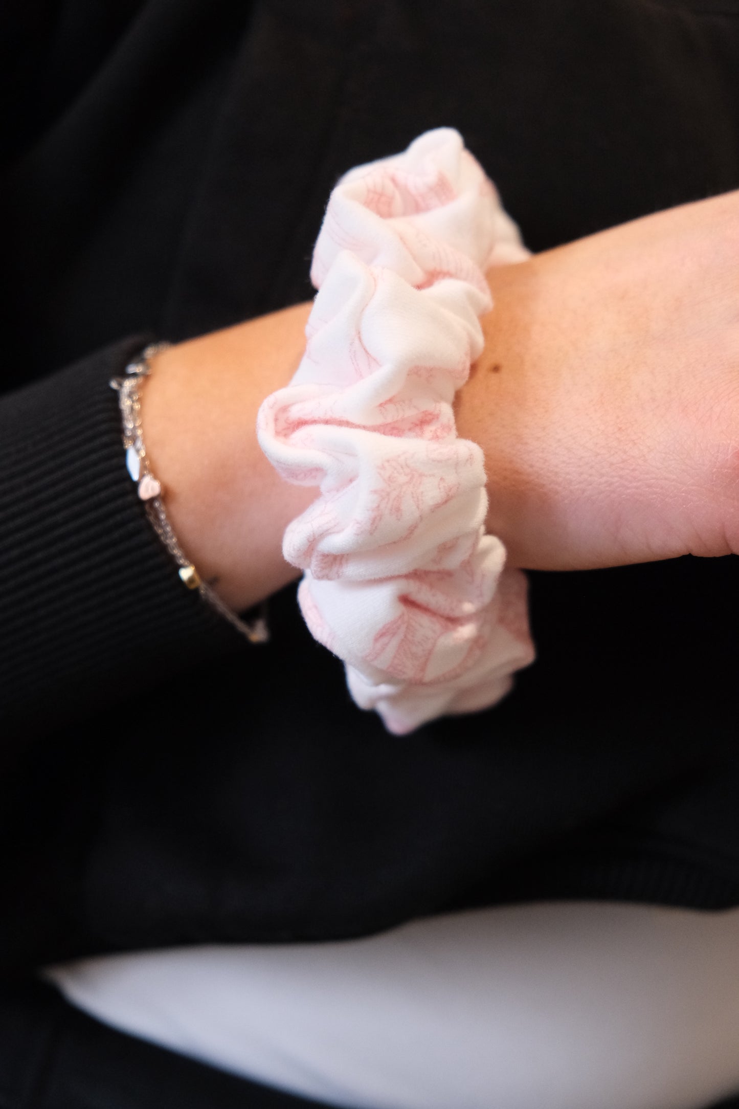 Scrunchie Adventure | Bevalling & borstvoeding